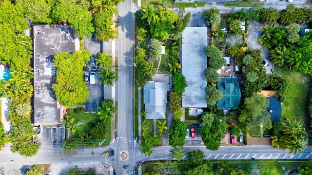 1031 SW 4th St, Fort Lauderdale, FL 33312