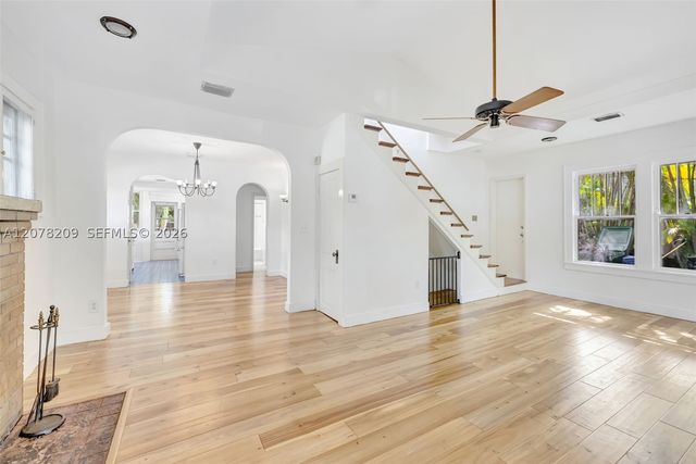1031 SW 4th St, Fort Lauderdale, FL 33312