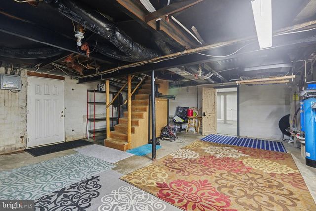 1011 CRANES GAP ROAD, Carlisle, PA 17013