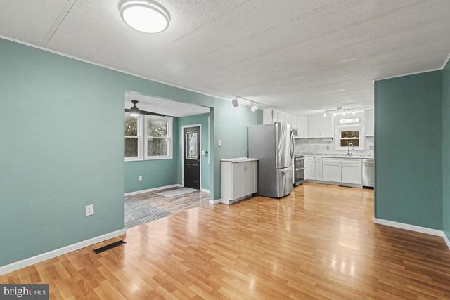 1011 CRANES GAP ROAD, Carlisle, PA 17013