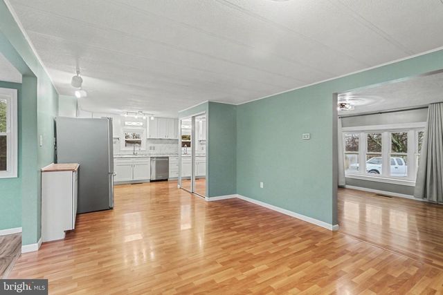 1011 CRANES GAP ROAD, Carlisle, PA 17013
