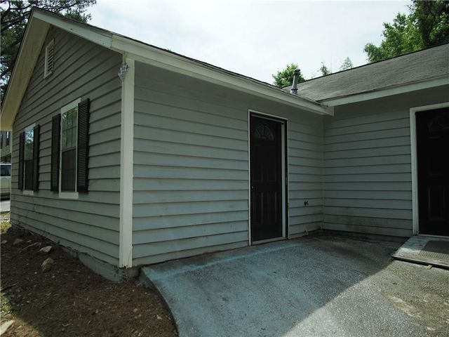 5139 Galbraith Circle, Stone Mountain, GA 30088