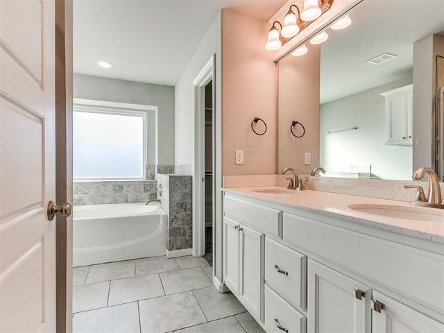 4232 NW 155th Street, Edmond, OK 73013