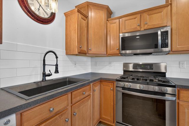 1931 PRESERVE LN, Palmyra, PA 17078