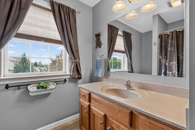 1931 PRESERVE LN, Palmyra, PA 17078