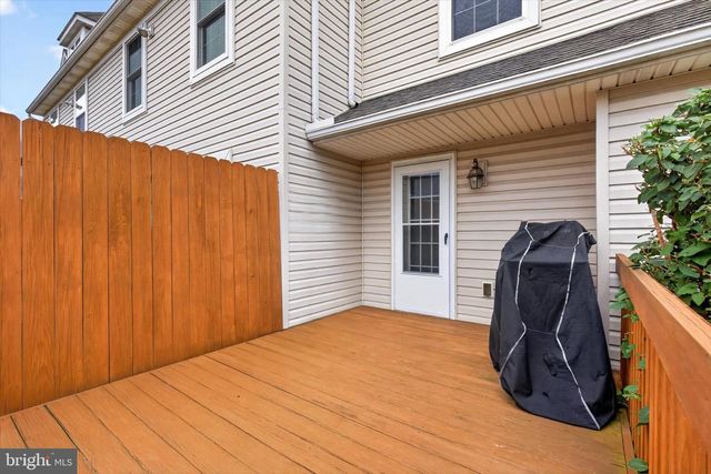 1931 PRESERVE LN, Palmyra, PA 17078