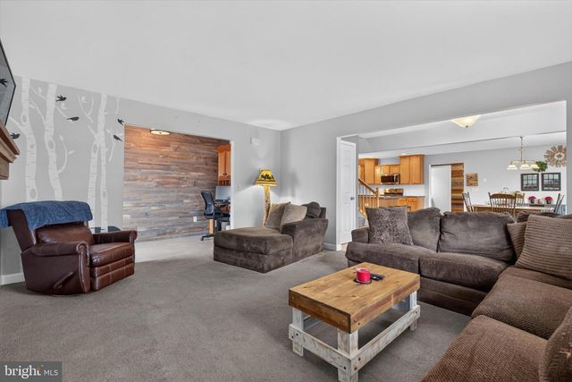 1931 PRESERVE LN, Palmyra, PA 17078