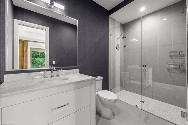 142 Eugenia DR, Naples, FL 34108