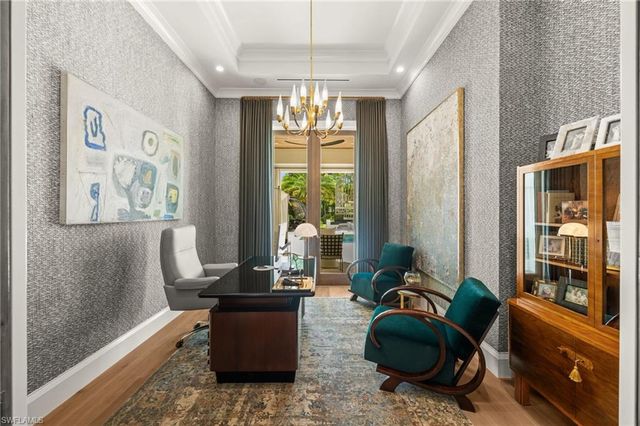 142 Eugenia DR, Naples, FL 34108