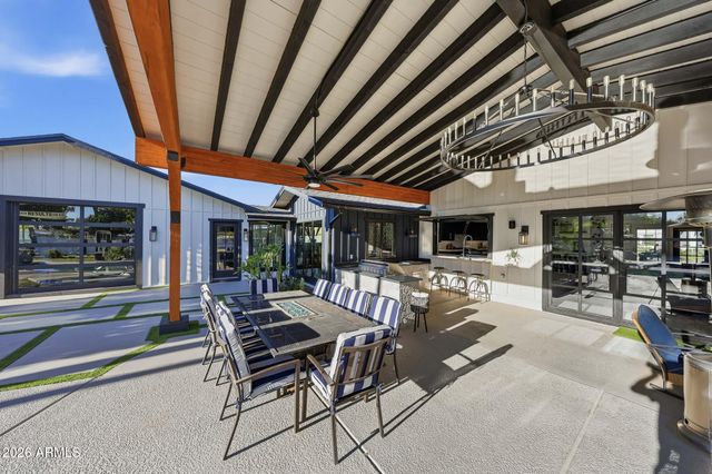 9026 N 67TH Street, Paradise Valley, AZ 85253