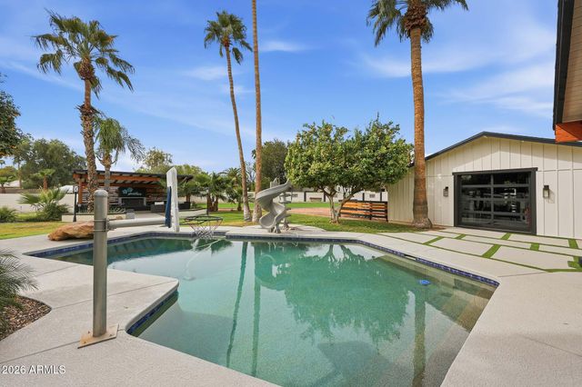 9026 N 67TH Street, Paradise Valley, AZ 85253