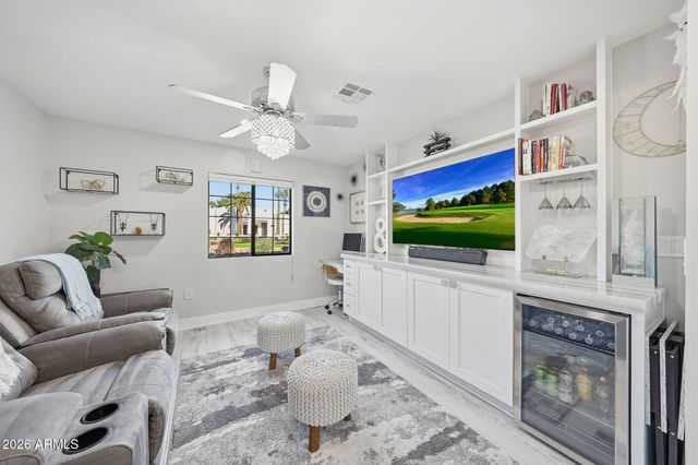 9026 N 67TH Street, Paradise Valley, AZ 85253