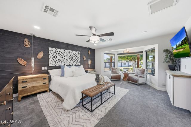 9026 N 67TH Street, Paradise Valley, AZ 85253