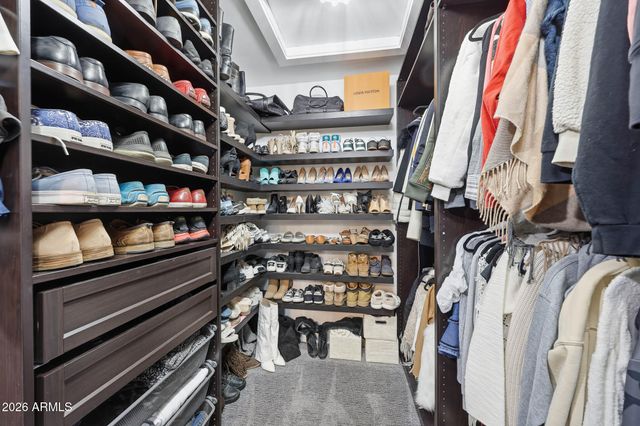 9026 N 67TH Street, Paradise Valley, AZ 85253