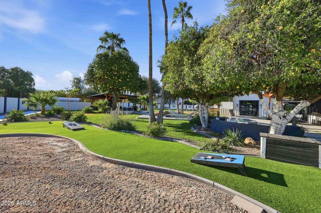 9026 N 67TH Street, Paradise Valley, AZ 85253