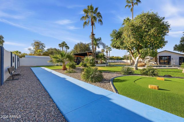 9026 N 67TH Street, Paradise Valley, AZ 85253