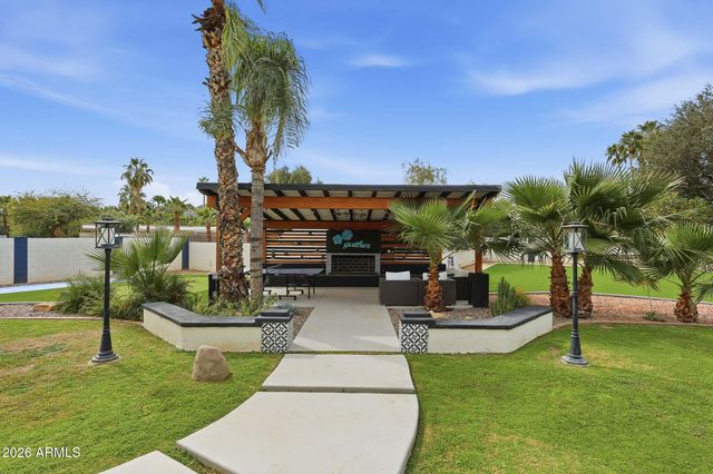 9026 N 67TH Street, Paradise Valley, AZ 85253