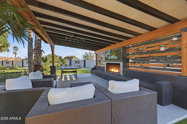 9026 N 67TH Street, Paradise Valley, AZ 85253