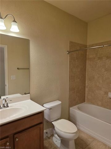 2778 Via Piazza LOOP, Fort Myers, FL 33905
