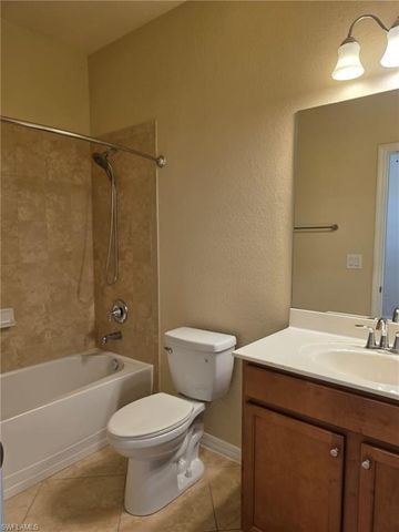 2778 Via Piazza LOOP, Fort Myers, FL 33905