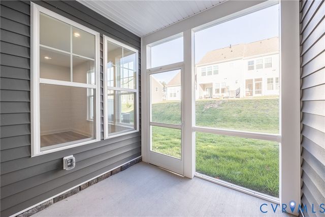 18740 Palisades Cove Trl, Moseley, VA 23120