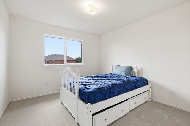 1703 Wolf Creek Drive, Arlington, TX 76018