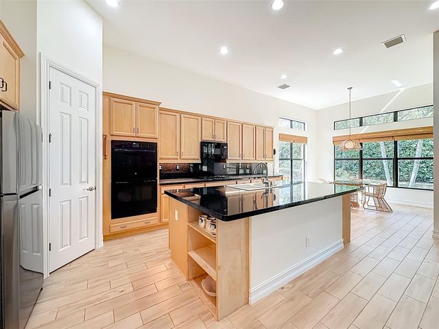 9657 Kalmar Circle, Parkland, FL 33076