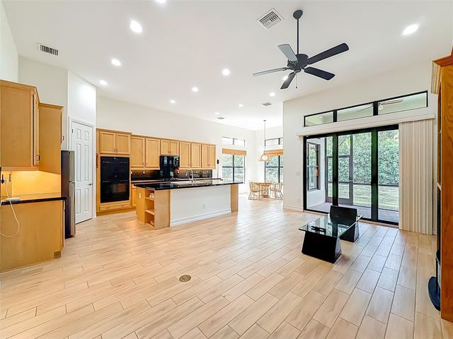 9657 Kalmar Circle, Parkland, FL 33076