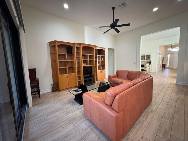 9657 Kalmar Circle, Parkland, FL 33076