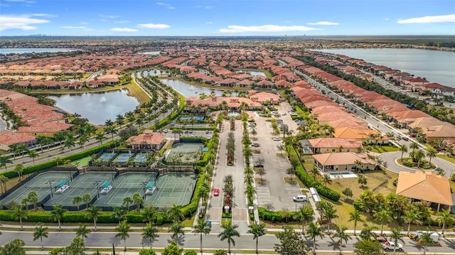 9657 Kalmar Circle, Parkland, FL 33076