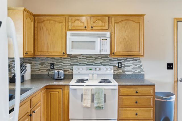 4488 Roberds Lake Trail, Faribault, MN 55021