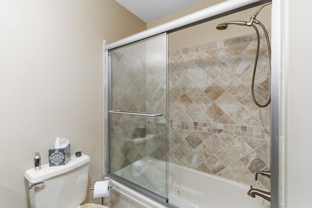 4488 Roberds Lake Trail, Faribault, MN 55021