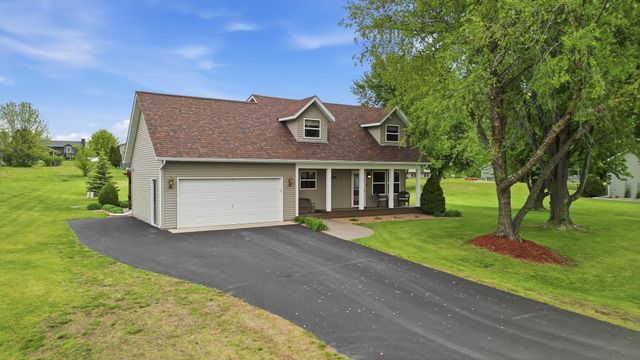 4488 Roberds Lake Trail, Faribault, MN 55021