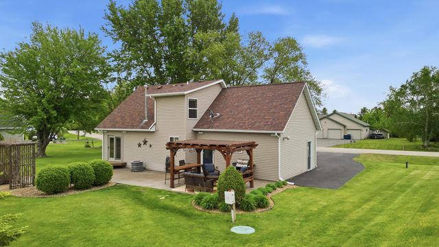 4488 Roberds Lake Trail, Faribault, MN 55021
