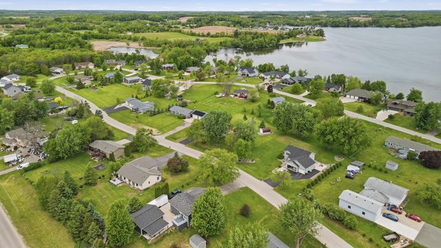 4488 Roberds Lake Trail, Faribault, MN 55021