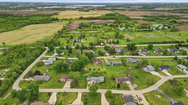 4488 Roberds Lake Trail, Faribault, MN 55021