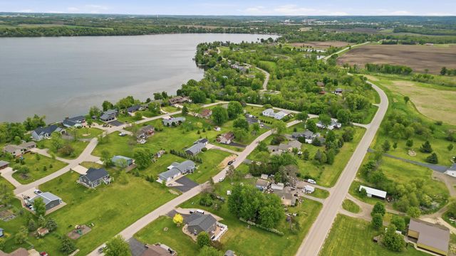 4488 Roberds Lake Trail, Faribault, MN 55021