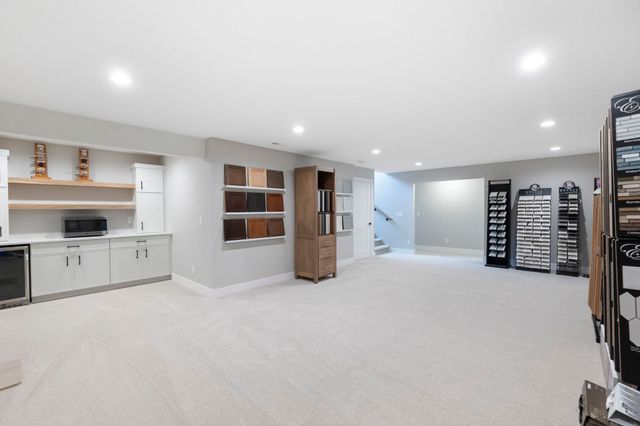 4017 Broomfield Drive, Cedar Falls, IA 50613