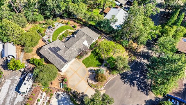 1380 Katie Ln, Placerville, CA 95667