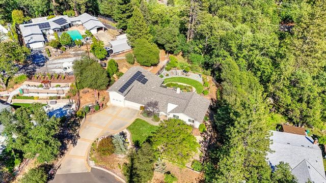 1380 Katie Ln, Placerville, CA 95667