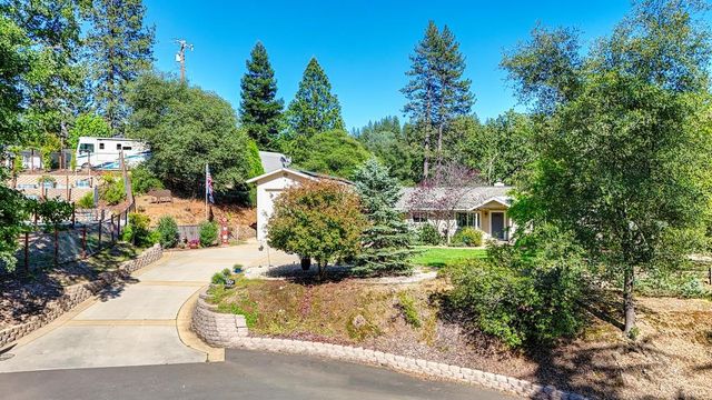 1380 Katie Ln, Placerville, CA 95667