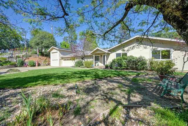 1380 Katie Ln, Placerville, CA 95667