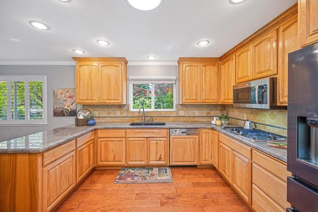 1380 Katie Ln, Placerville, CA 95667