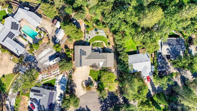1380 Katie Ln, Placerville, CA 95667