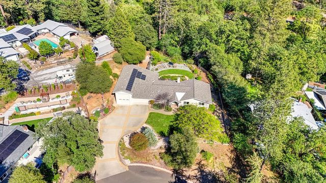 1380 Katie Ln, Placerville, CA 95667