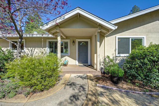 1380 Katie Ln, Placerville, CA 95667