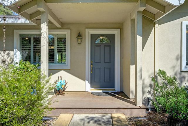 1380 Katie Ln, Placerville, CA 95667
