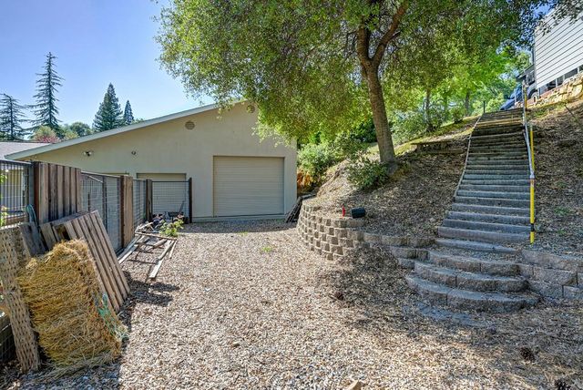 1380 Katie Ln, Placerville, CA 95667