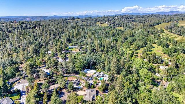 1380 Katie Ln, Placerville, CA 95667