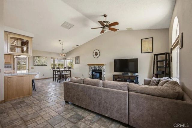 1397 Sierra, Pinon Hills, CA 92372